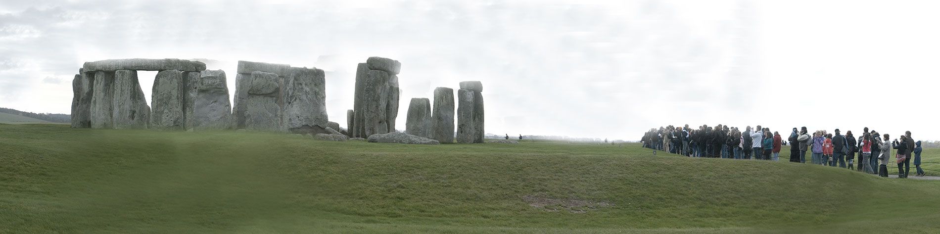 Wroxton Students at Stonehenge